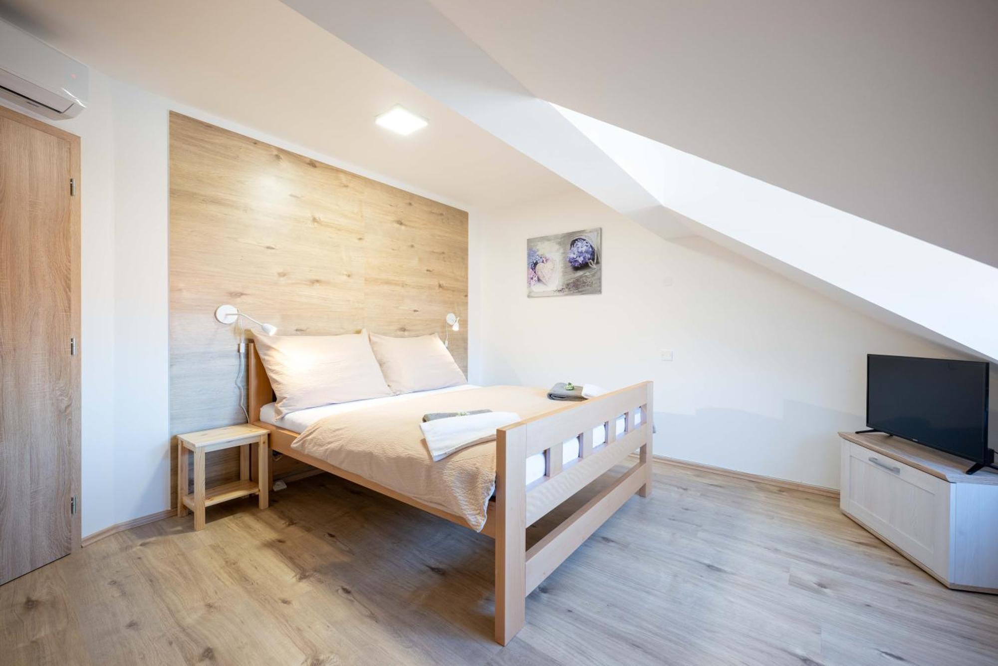 Papi Apartman Valtice Dış mekan fotoğraf